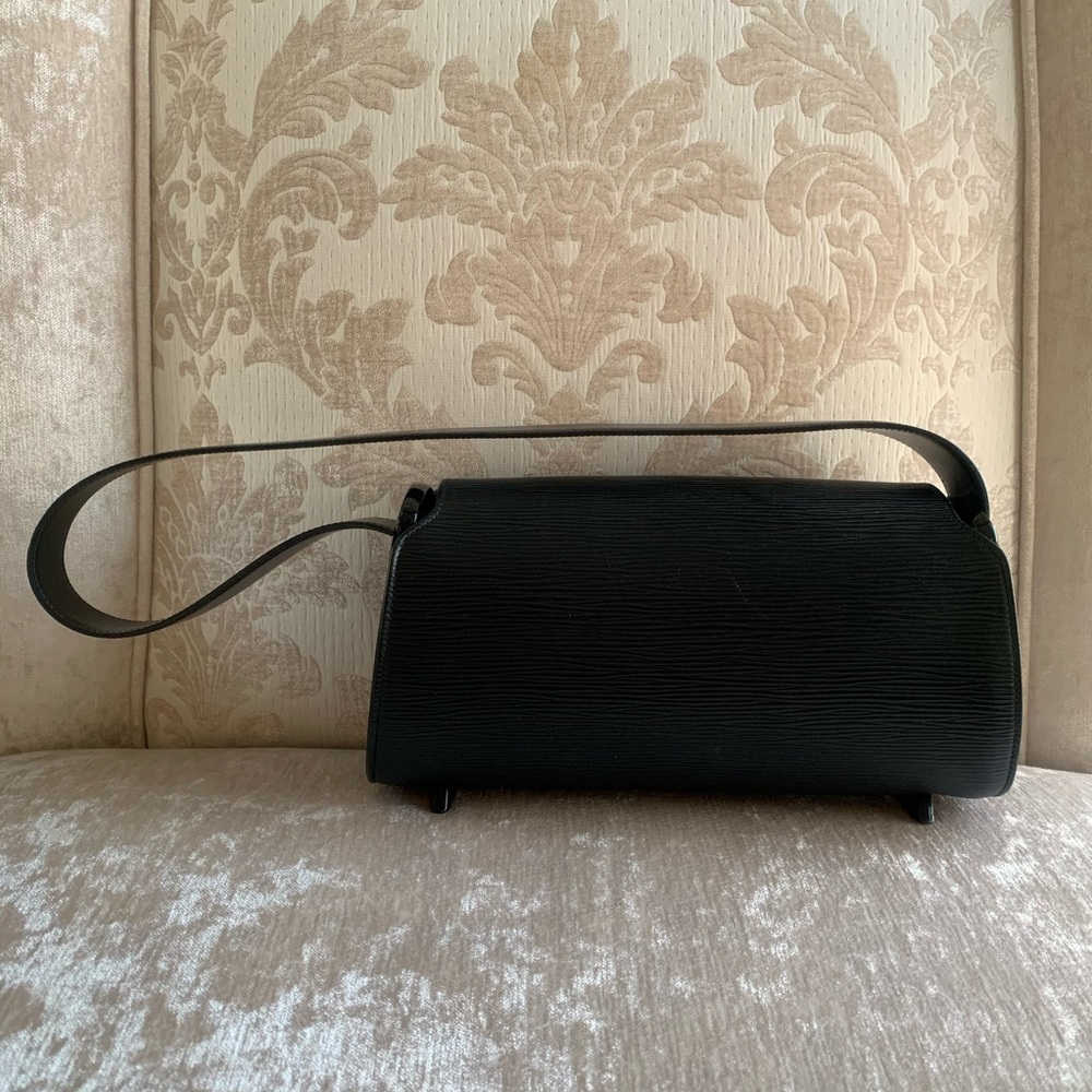 Louis Vuitton Epi black bag - Picture 2 of 7